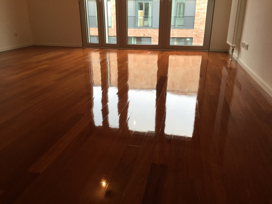 Alsterparkett - Parkett Holzdielen schleifen verlegen in Hamburg